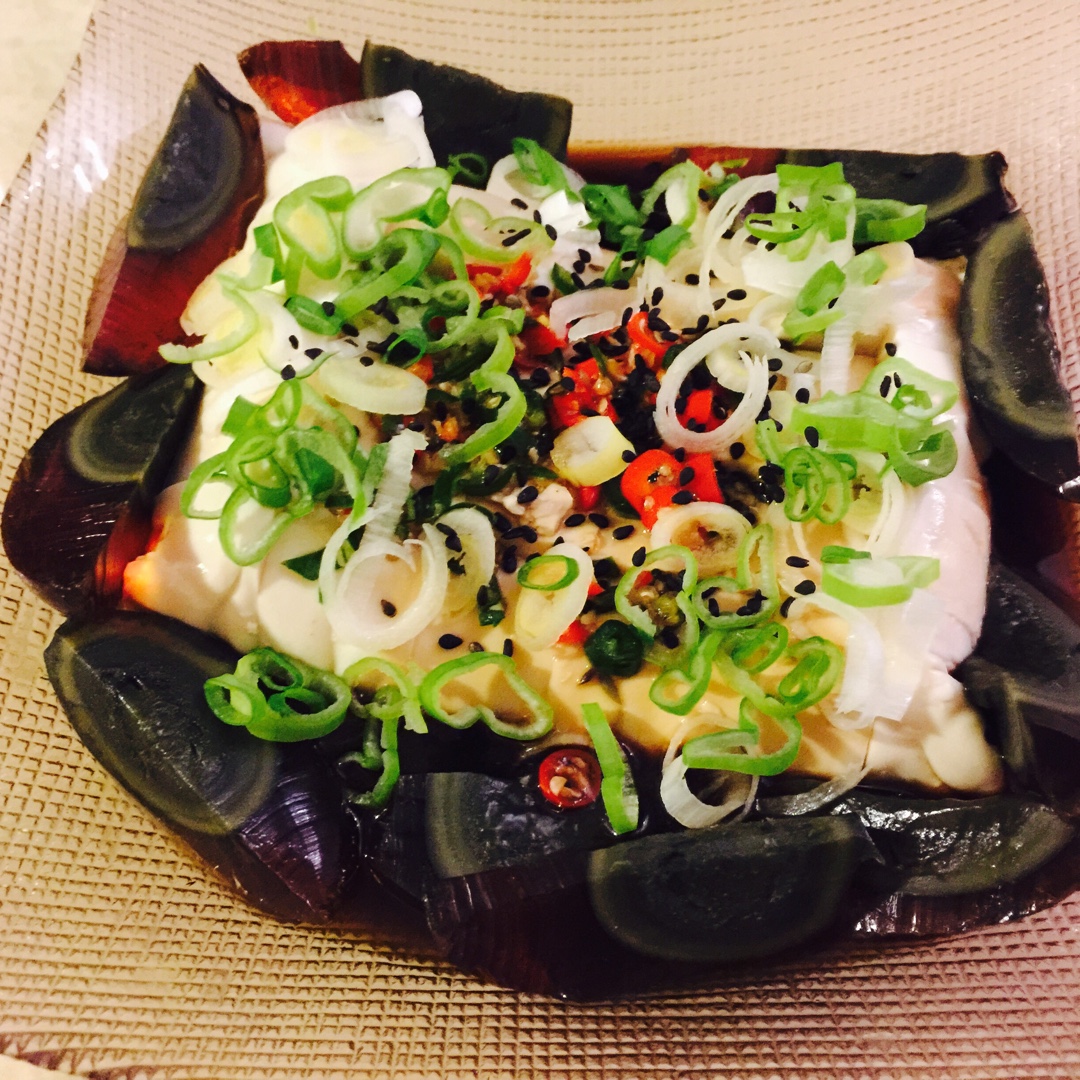 皮蛋豆腐