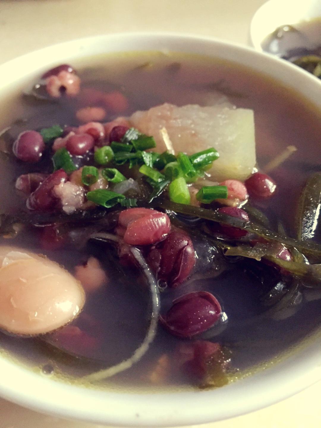 夏日祛湿神奇汤（冬瓜红豆薏仁汤）的做法