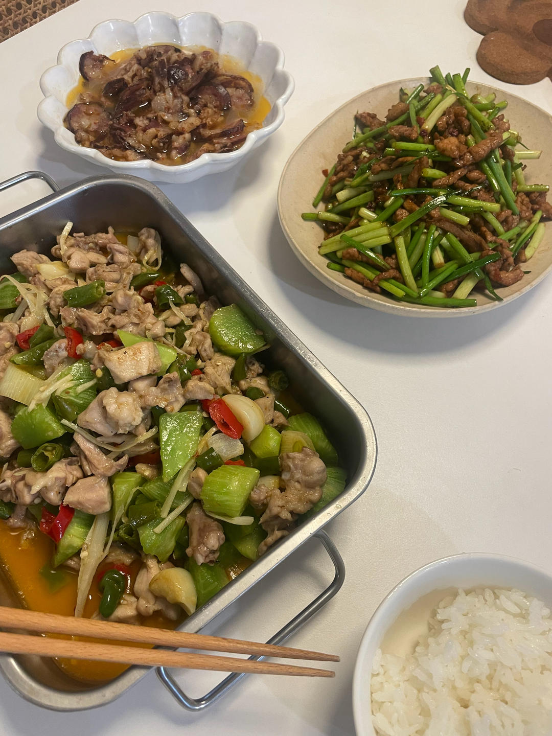 蒜薹炒肉丝