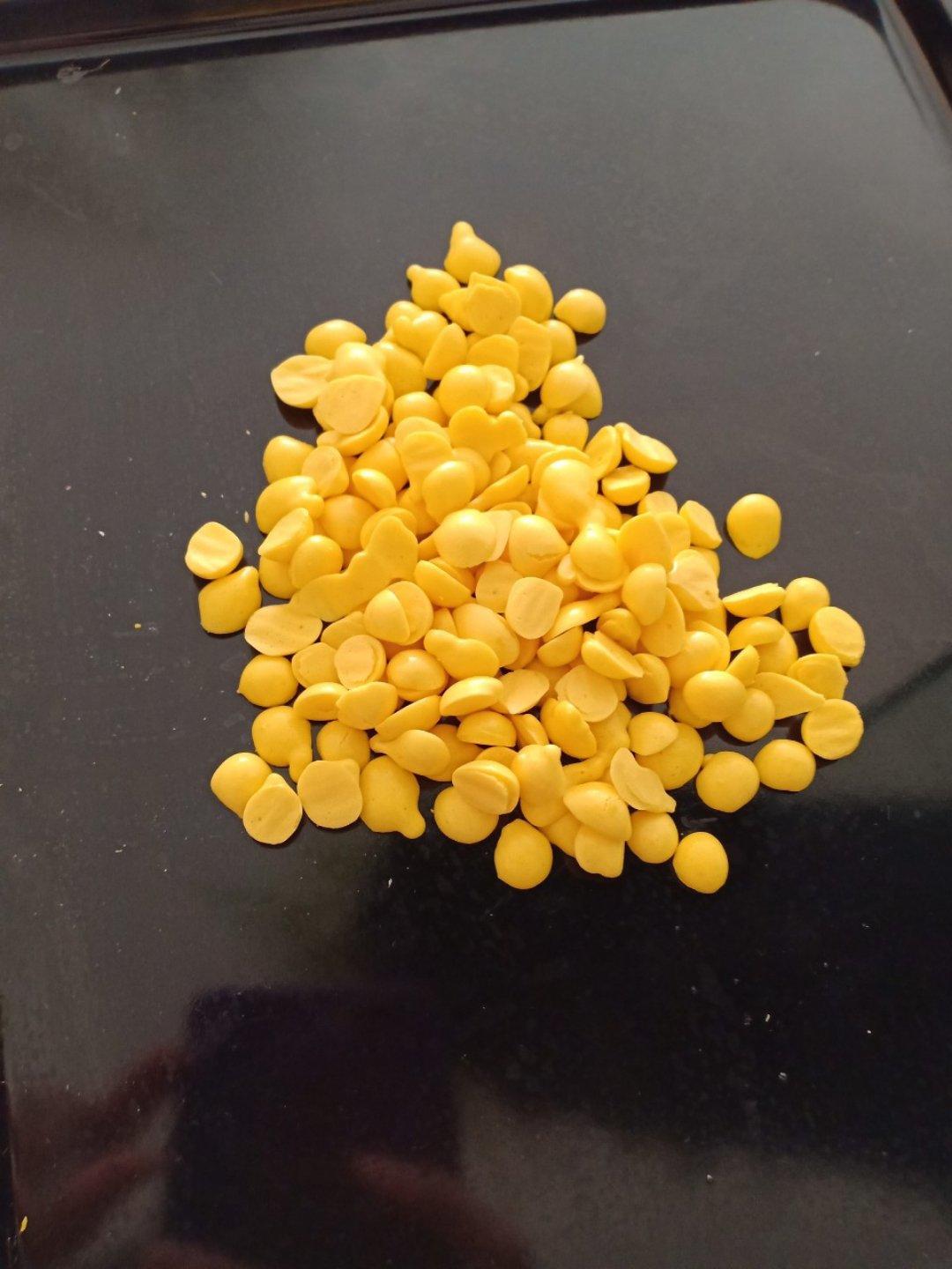 入口即化的无添加蛋黄溶豆