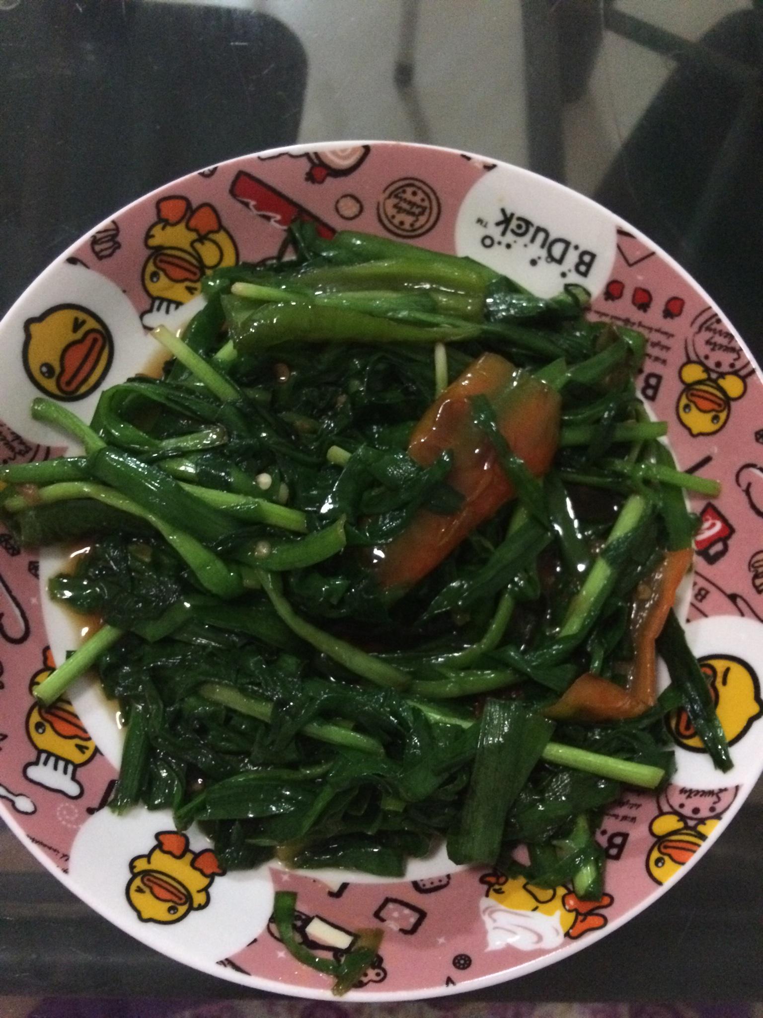 韮菜炒辣椒