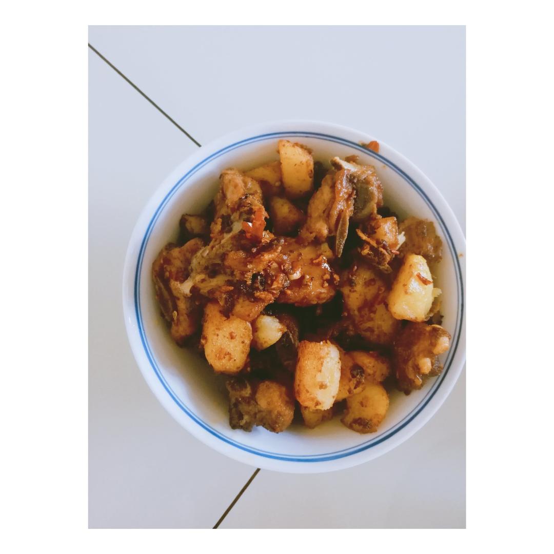 川味土豆烧排骨