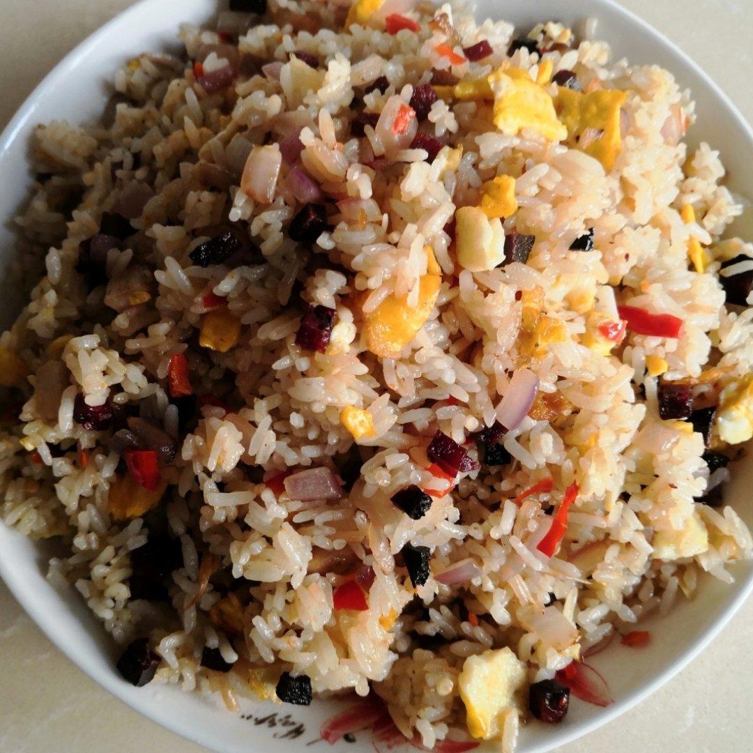 厨师长教你“蛋炒饭”如何做才好吃，答案都在这里面！