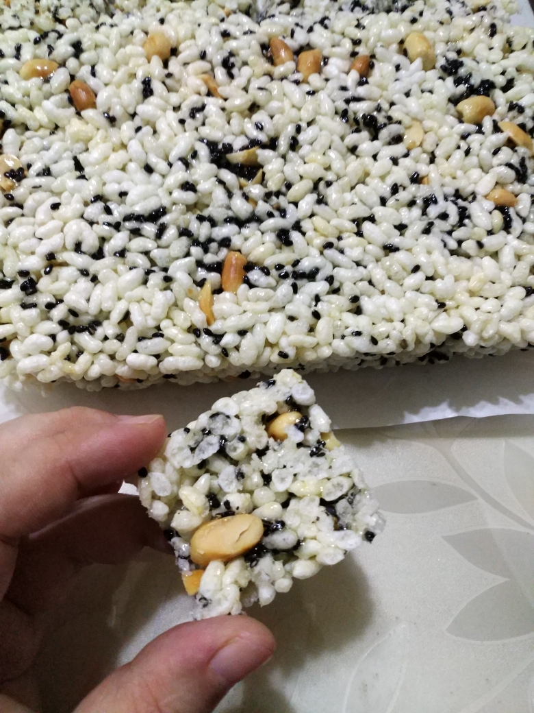 潮汕喜糖～米方（米花糖，米通）的做法