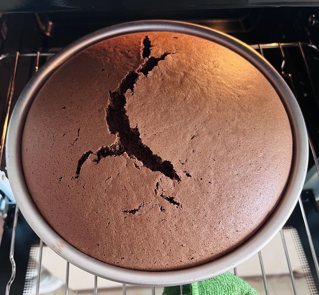 巧克力戚风蛋糕