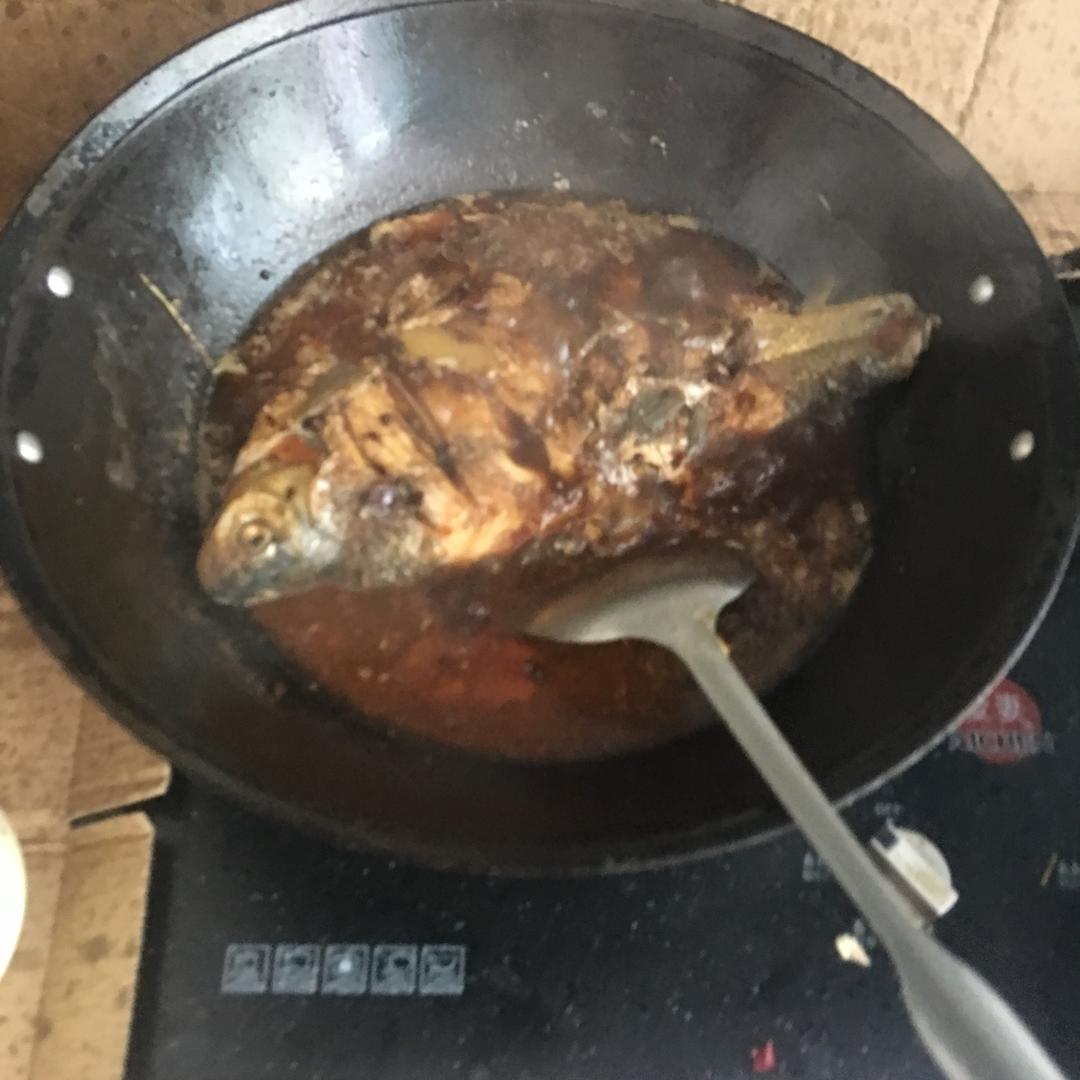 红烧扁鱼