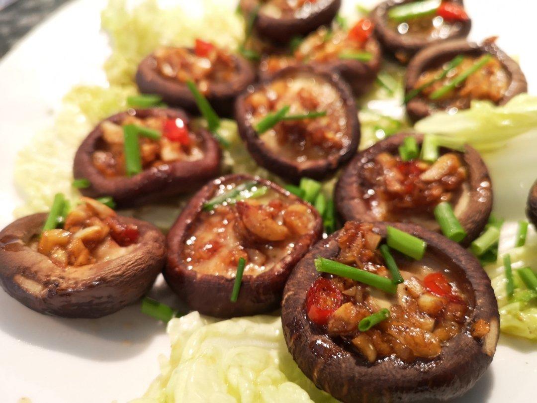 蒜蓉孜然烤香菇