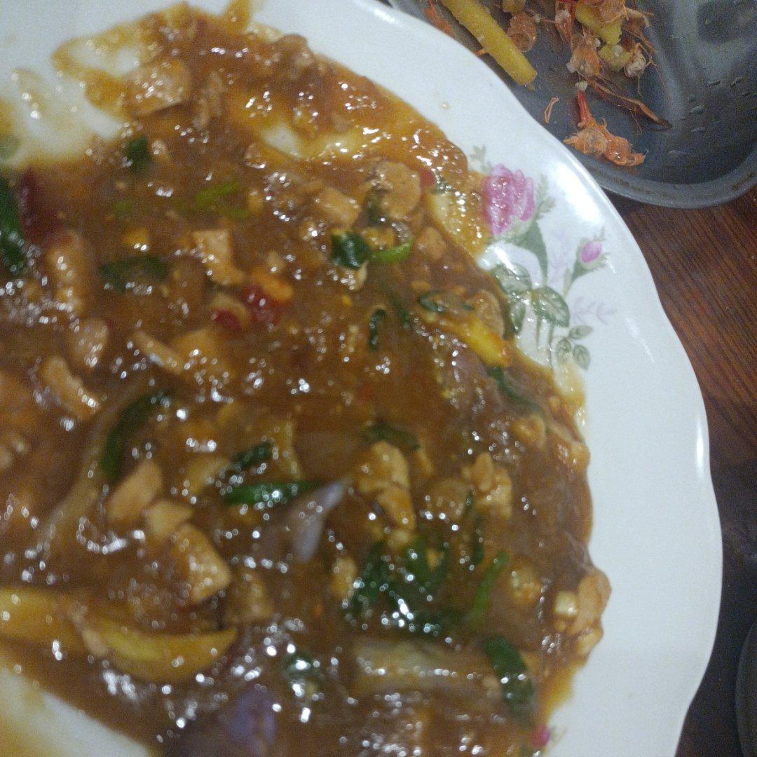 开胃下饭菜！巨简单的家常鱼香茄子煲