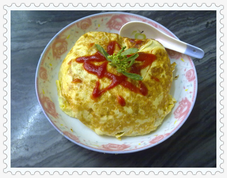 腊肠蛋包饭