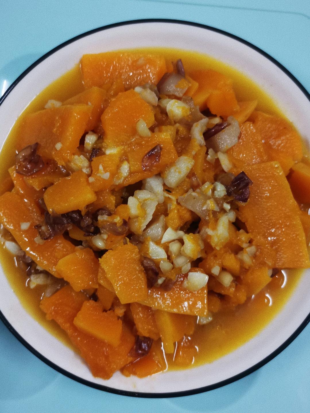 花生五花肉焖南瓜的做法