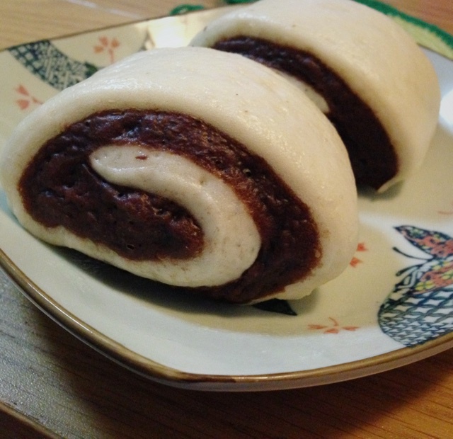 可可双色馒头