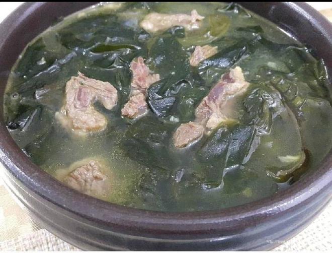 韩国牛肉海带汤的做法