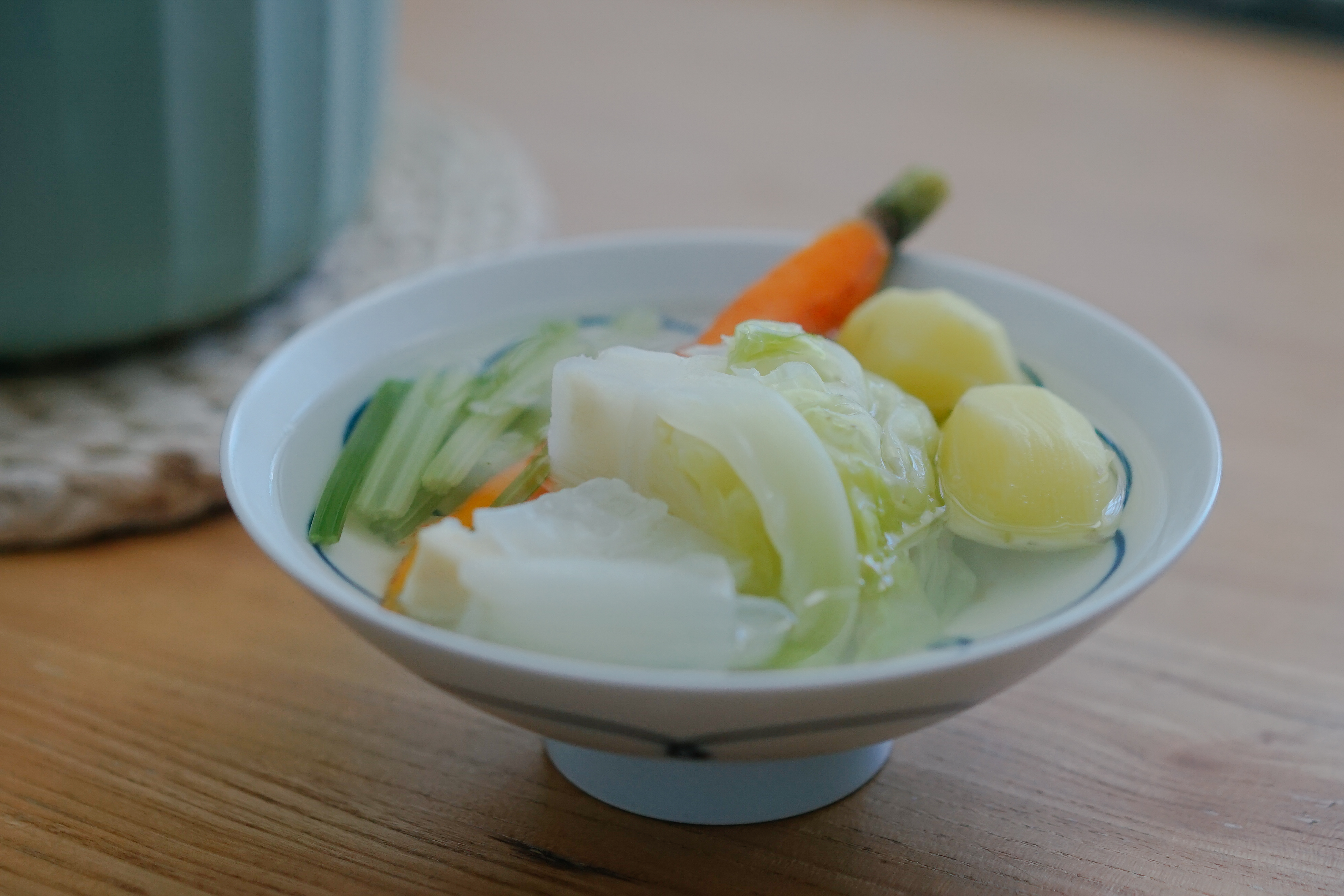 鲜甜蔬菜汤【北鼎铸铁锅】