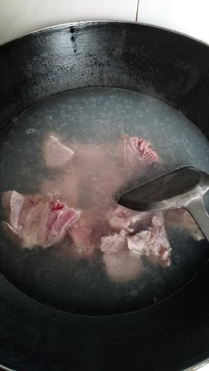 广东靓汤―灵芝骨头汤的做法 步骤1