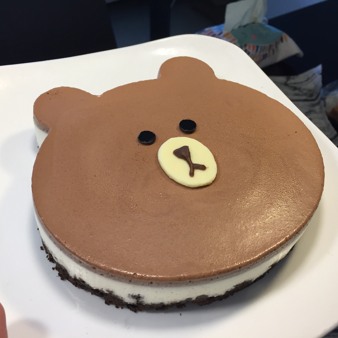 布朗熊和可妮兔慕斯蛋糕