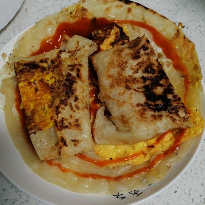中式三明治🥪只需用手抓饼火腿肠鸡蛋🥚解锁手抓饼新吃法