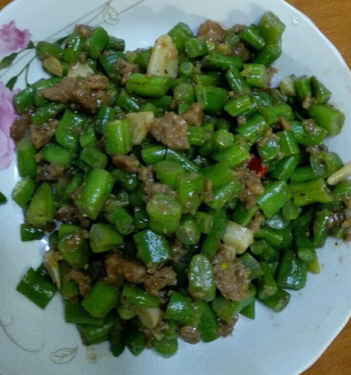 肉沫豆角下饭菜