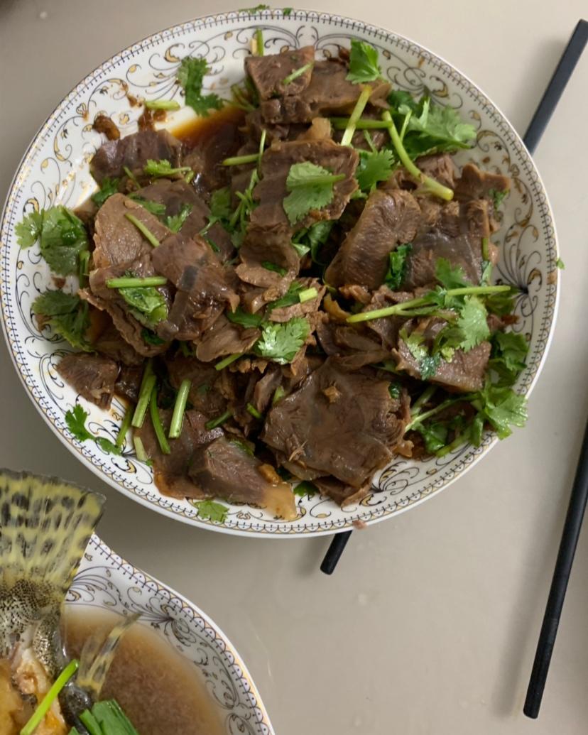 凉拌牛肉