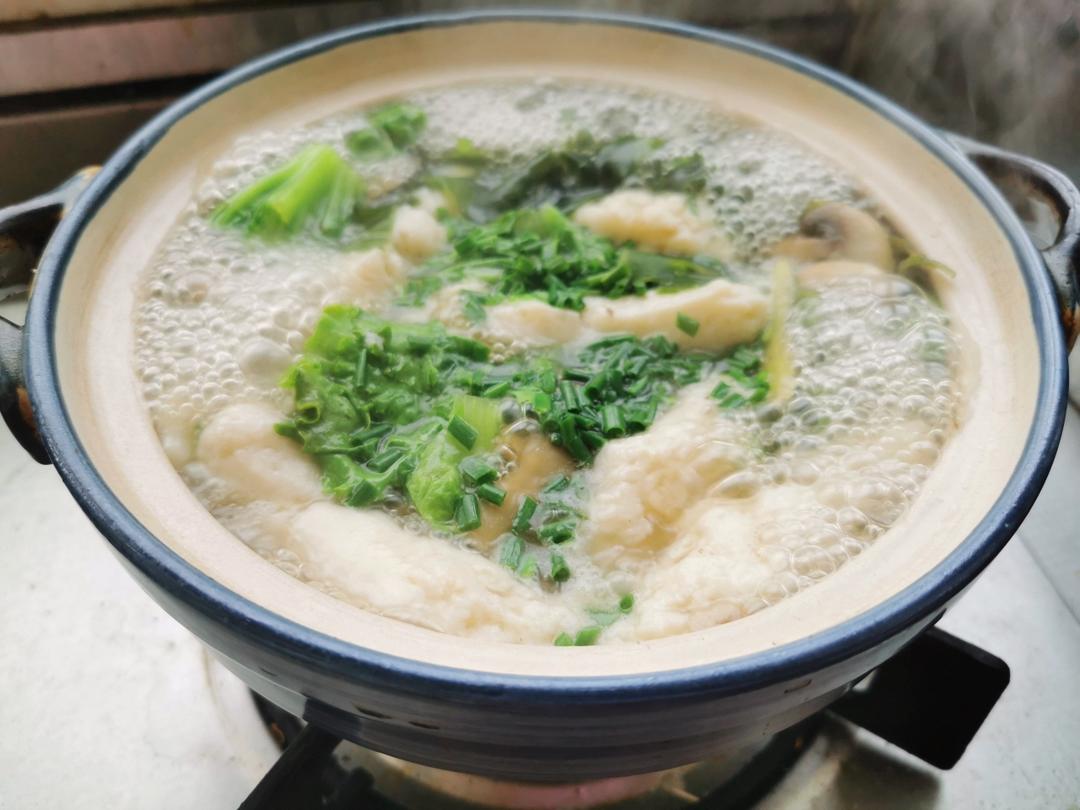鲜掉毛的虾滑滚汤