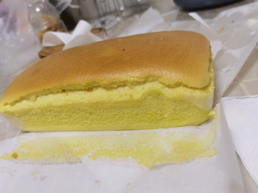 堪比柯基屁股
爆浆芝士🧀古早蛋糕
