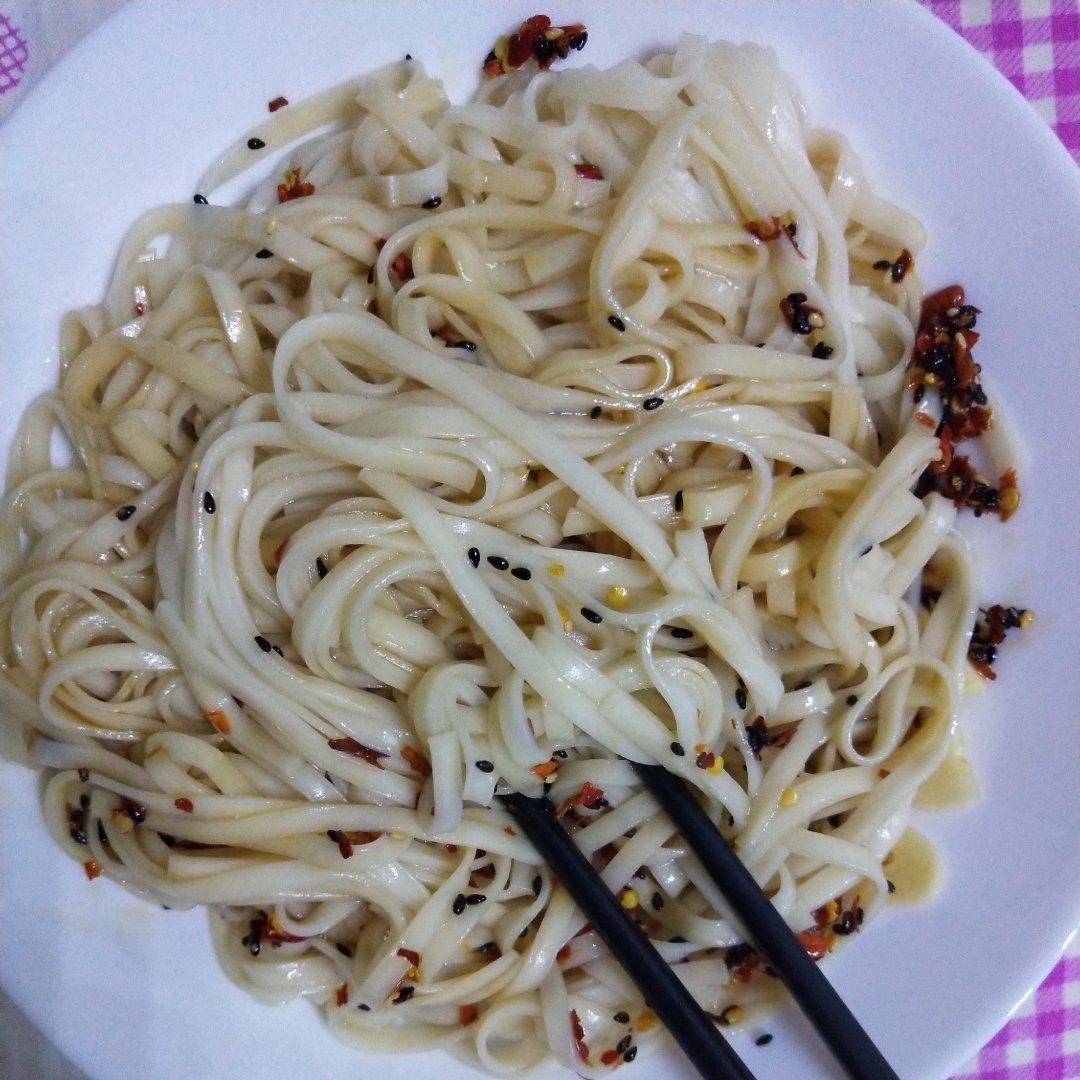 蒜面条