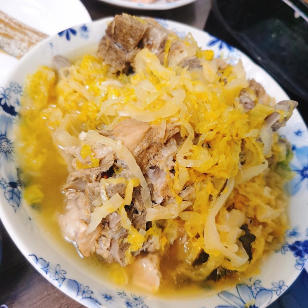 和东北人学炖酸菜排骨