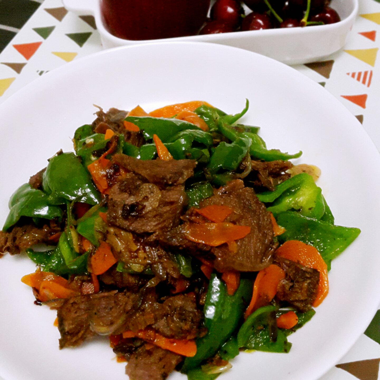 青椒小炒卤牛肉