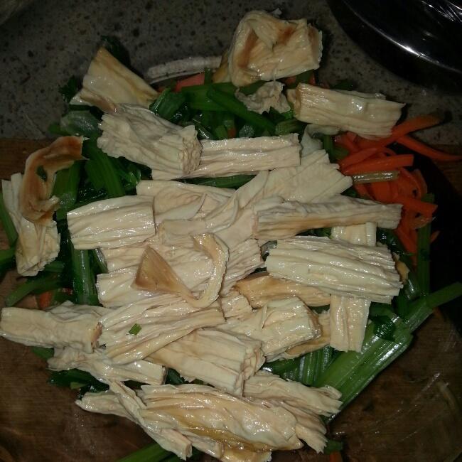 呛拌菜（纯素菜）的做法 步骤4