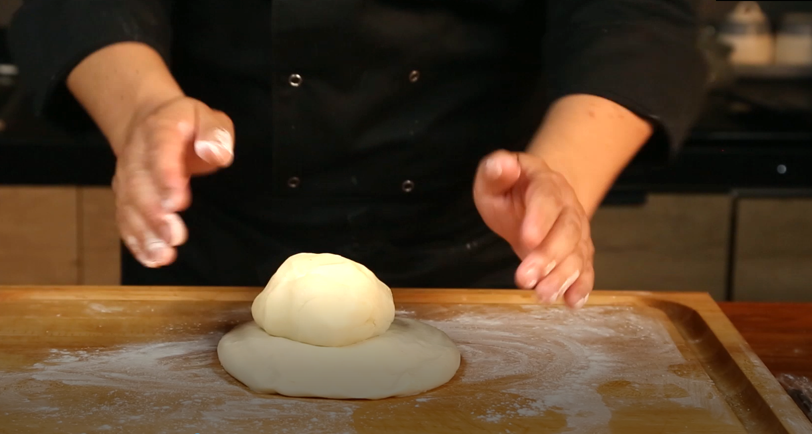 【全聚德小鸭酥】面点厨师教大家做全聚德经典小鸭酥，来试试吧！的做法 步骤4