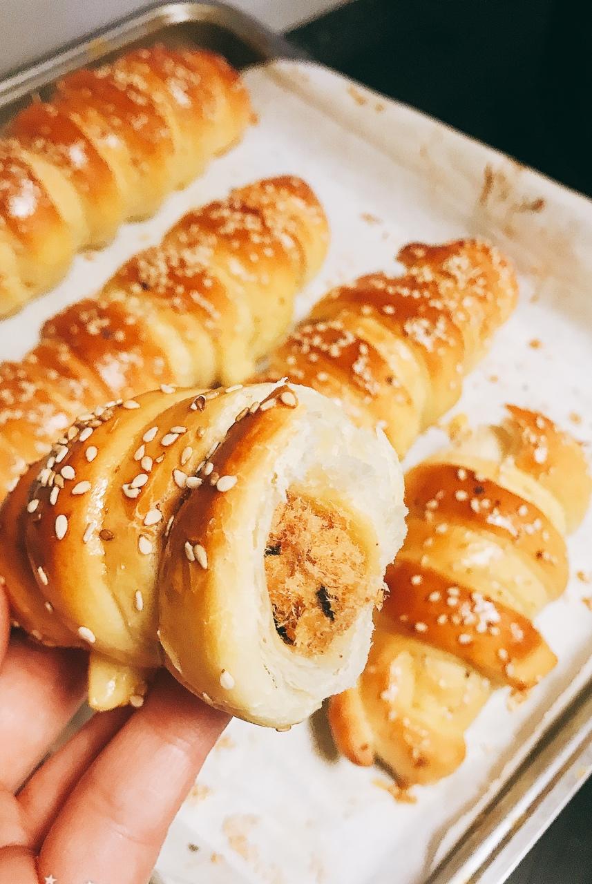 毛毛虫肉松面包