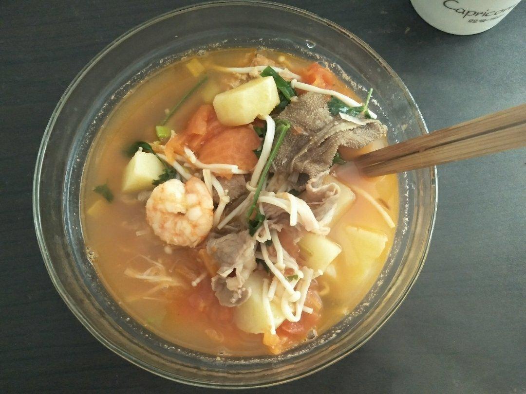 番茄土豆肥牛锅