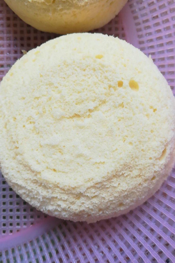 材料最简单的【低卡蛋糕卷】卡仕达戚风卷