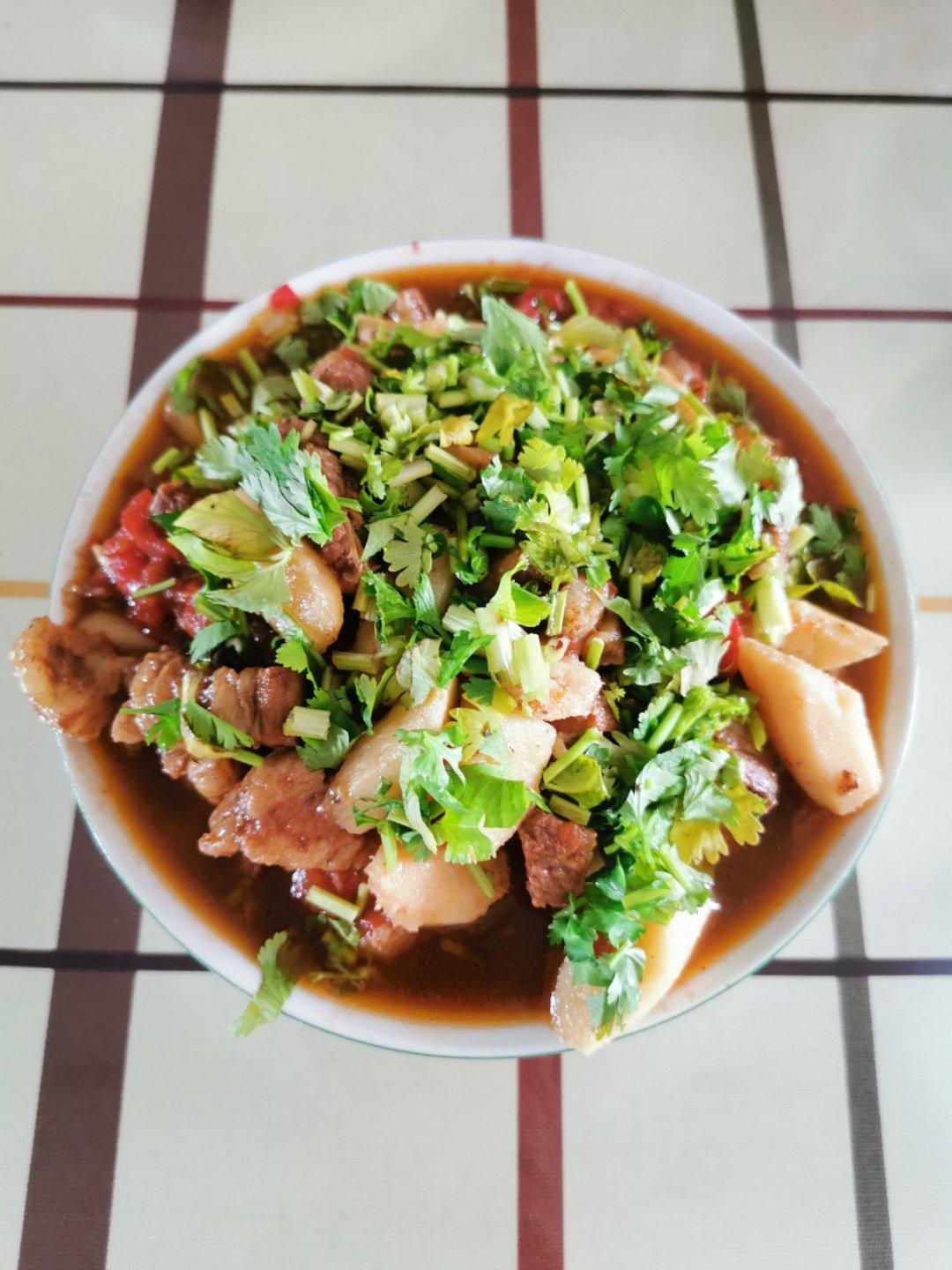番茄土豆炖牛腩