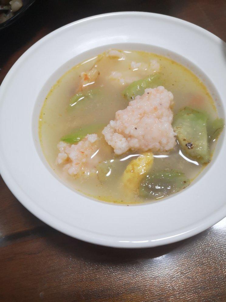 清甜丝瓜虾滑汤