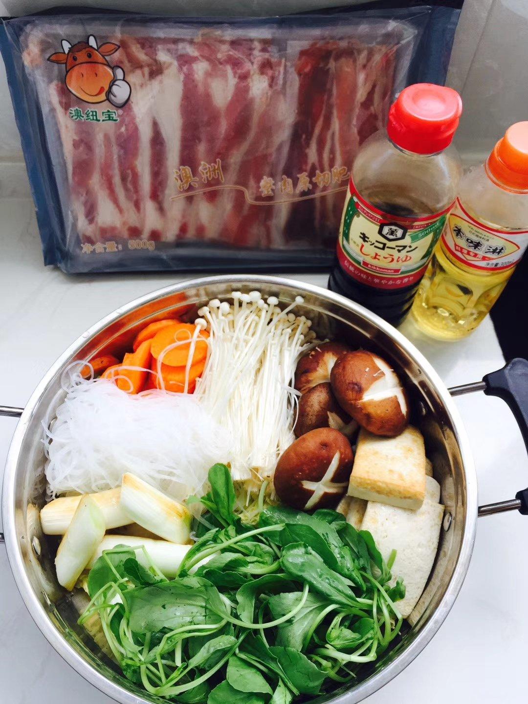 寿喜烧（日式牛肉锅）