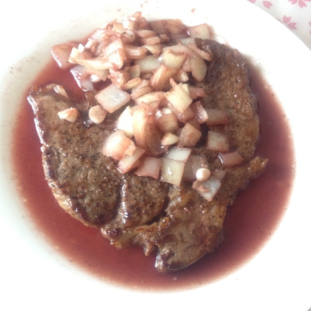 红酒黑胡椒牛排