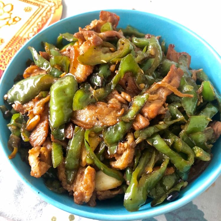 农家小炒肉【记忆中勾魂的油汤】