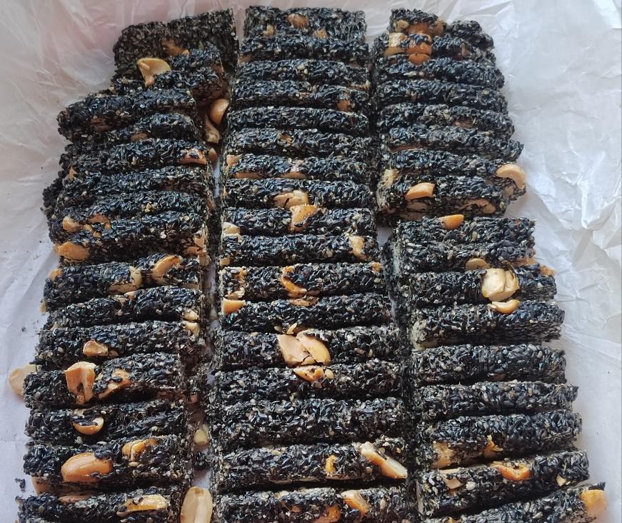 红糖麦芽糖做芝麻糖