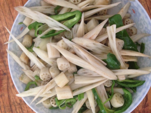 意见做的清炒藕心菜