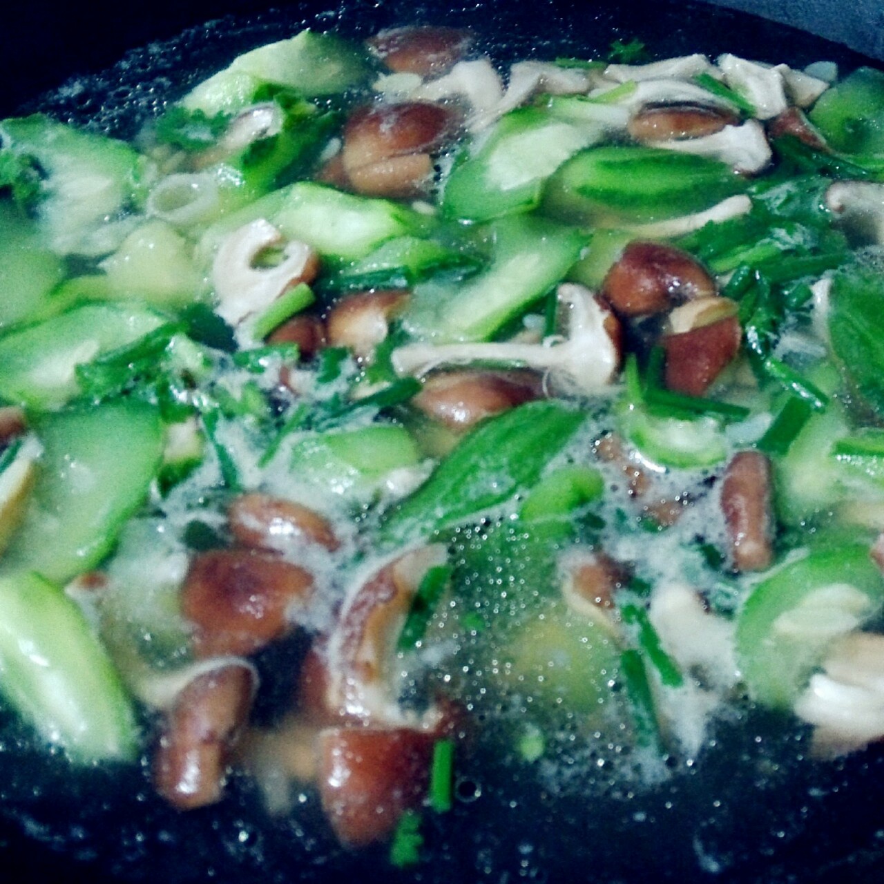 不食人间“烟火”