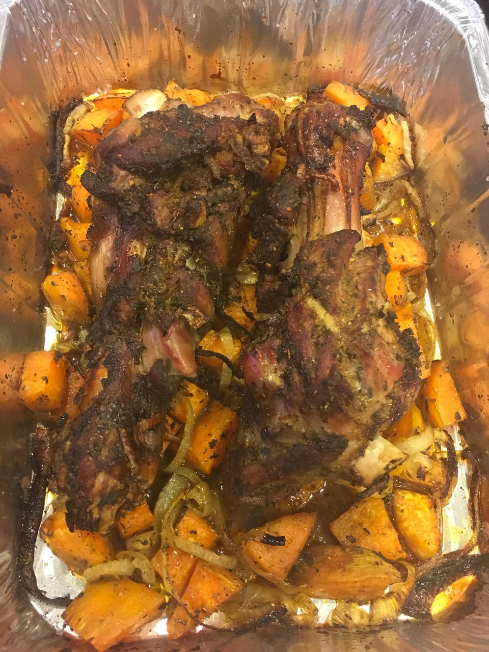 外焦里嫩烤羊腿，在家也可以撸羊腿