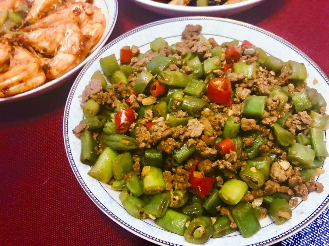 肉沫豆角下饭菜