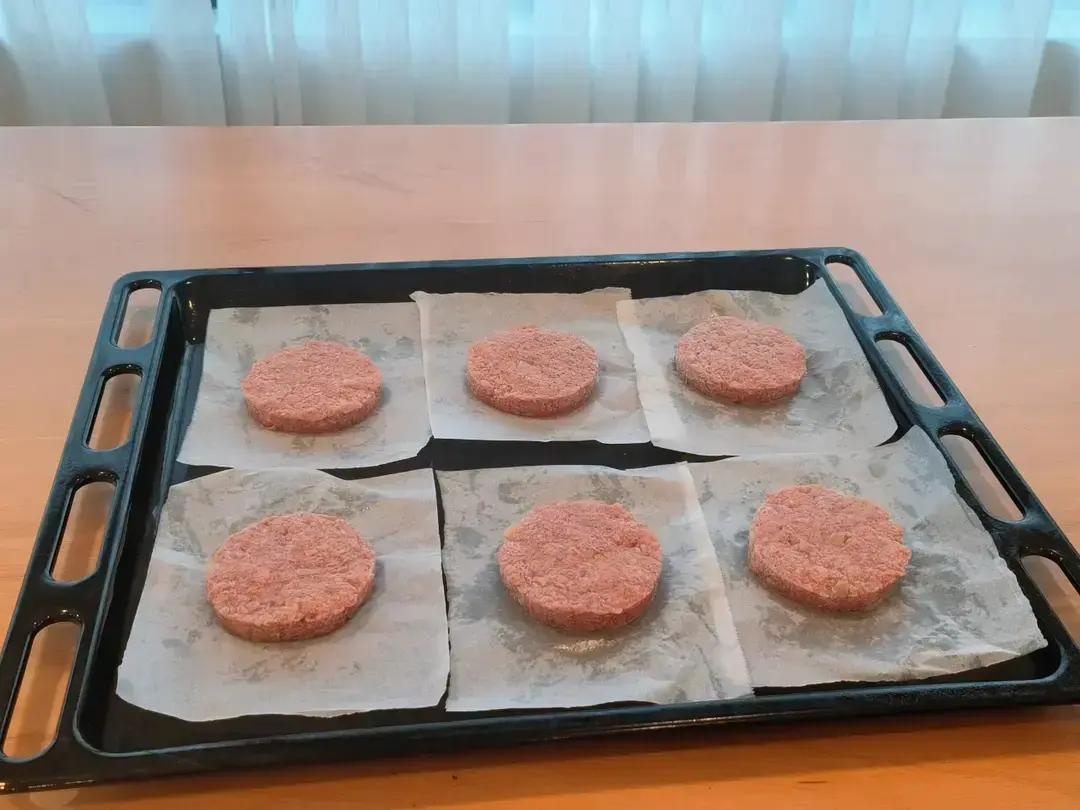 鲜嫩多汁牛肉饼