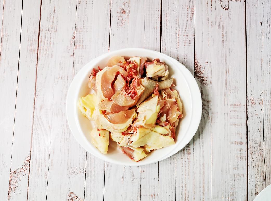 冬菇蒸鸡+太太乐鲜鸡汁快手菜的做法 步骤2