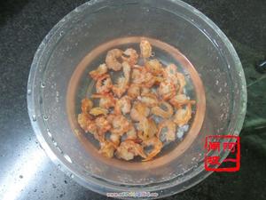 【海米虾皮煨白菜】的做法 步骤1