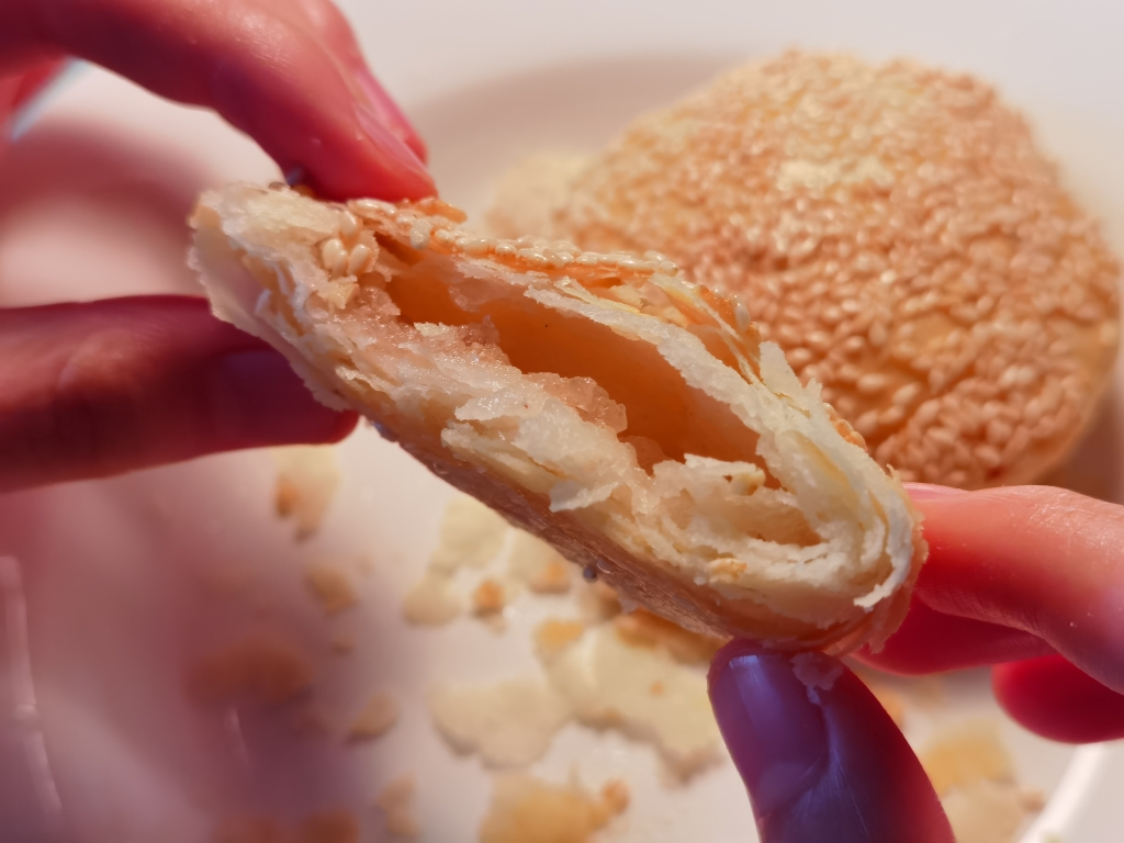 黄桥烧饼和蟹壳黄的做法