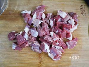 羊肉和馒头也能炸丸子❗️炸羊肉丸子❤️外酥里软小时候的味道❤️的做法 步骤1
