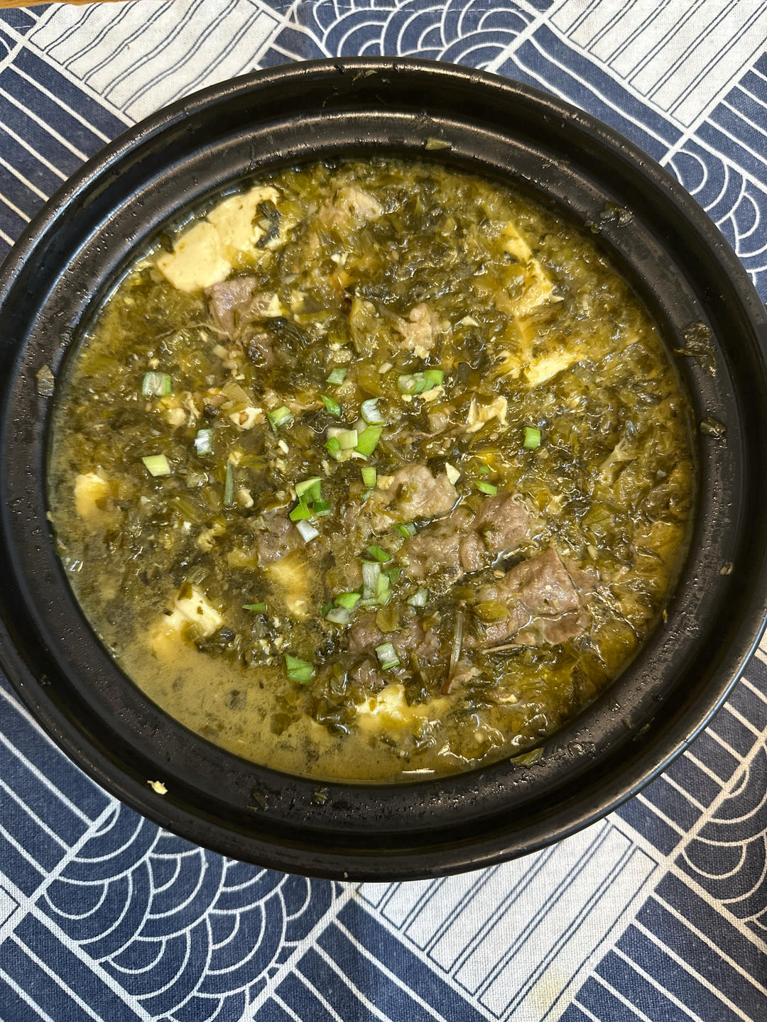 雪菜肥牛滚豆腐