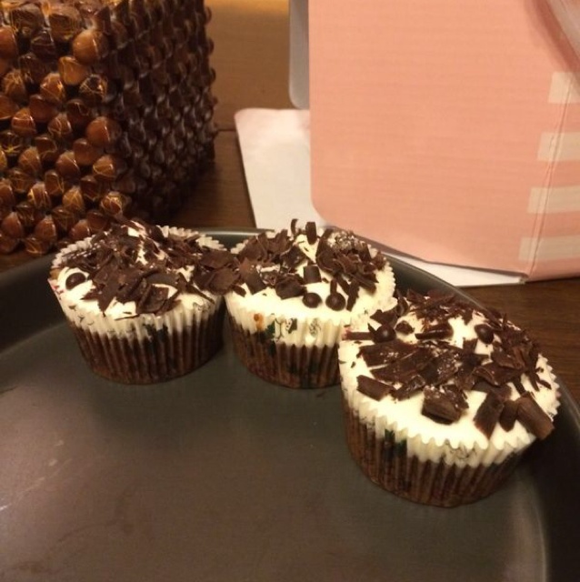 古典巧克力cupcake配马斯卡彭奶油霜