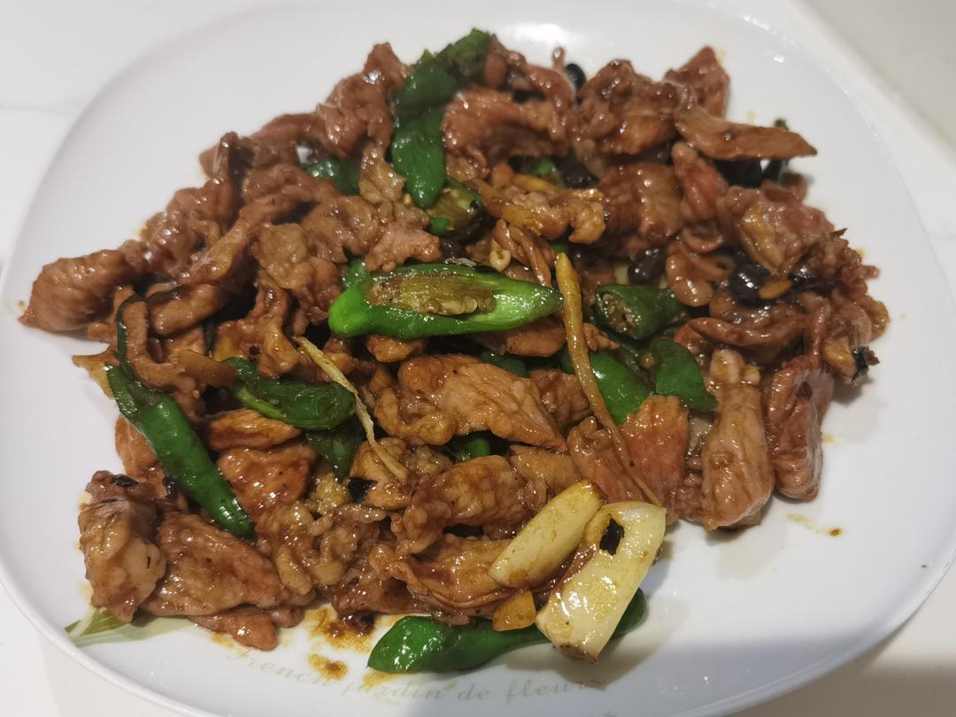 正宗辣椒炒肉